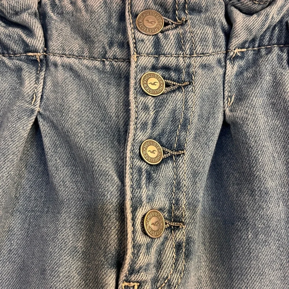 Hollister Jean shorts - Picture 2 of 6